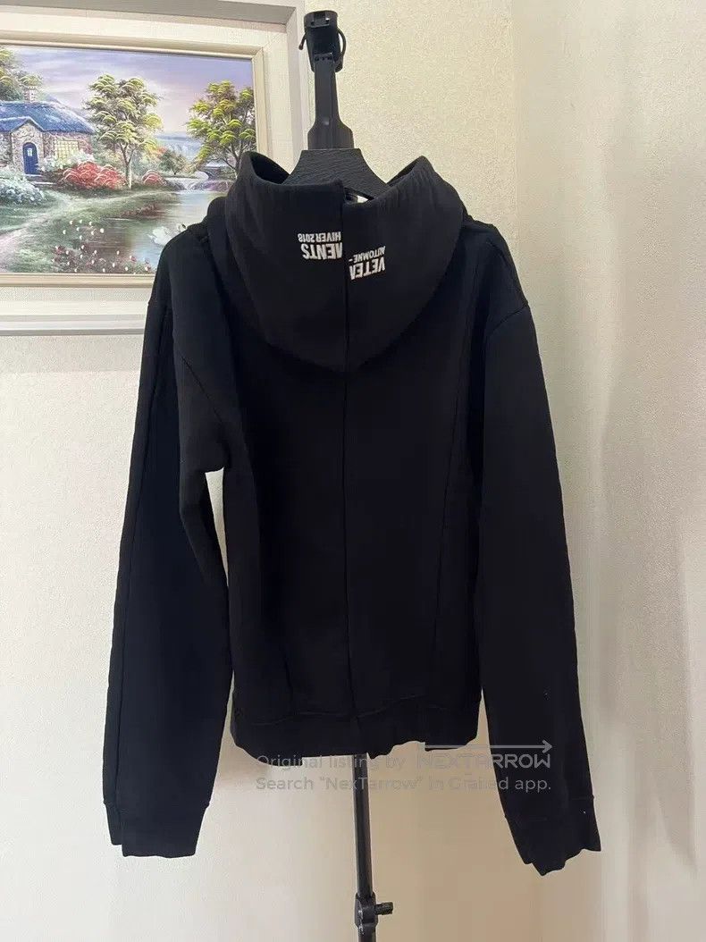 Vetements VETEMENTS Deconstructed Patched Asymmetrical Sweatshirt Size US S / EU 44-46 / 1 - 2 Thumbnail