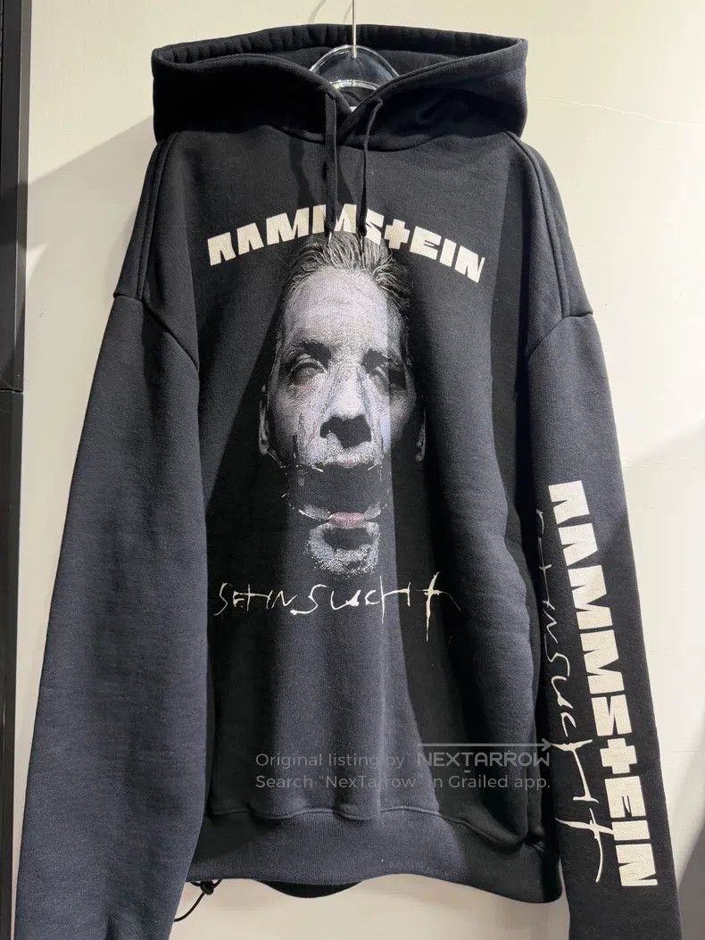 Vetements Vetements Printed hoodie with the lead singer of the Germa Size US XS / EU 42 / 0 - 1 Thumbnail