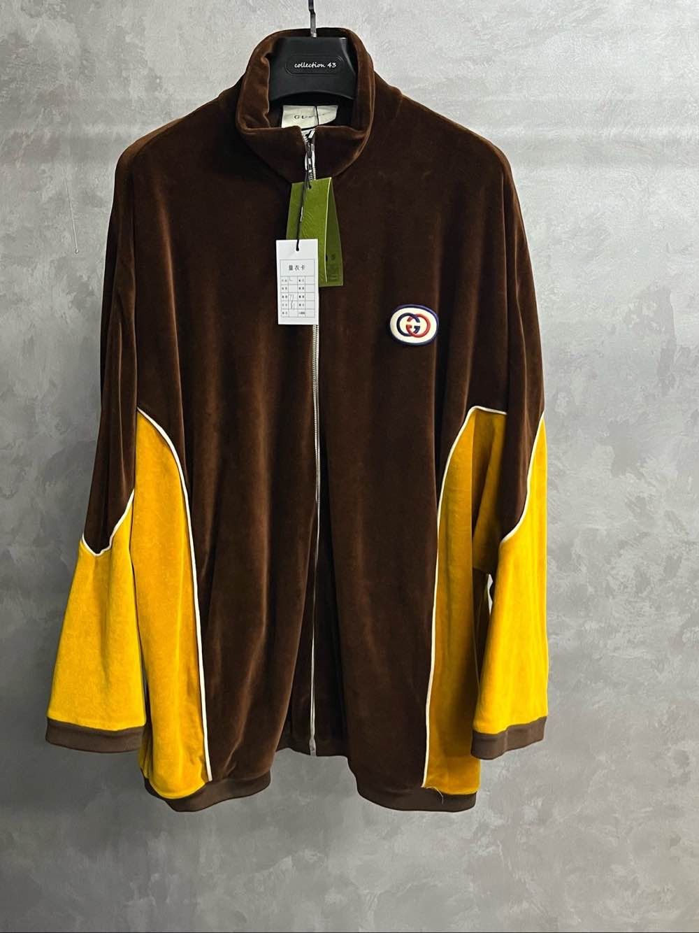Gucci Gucci Logo Patch Velour Track Jacket Size L Size US L / EU 52-54 / 3 - 1 Thumbnail