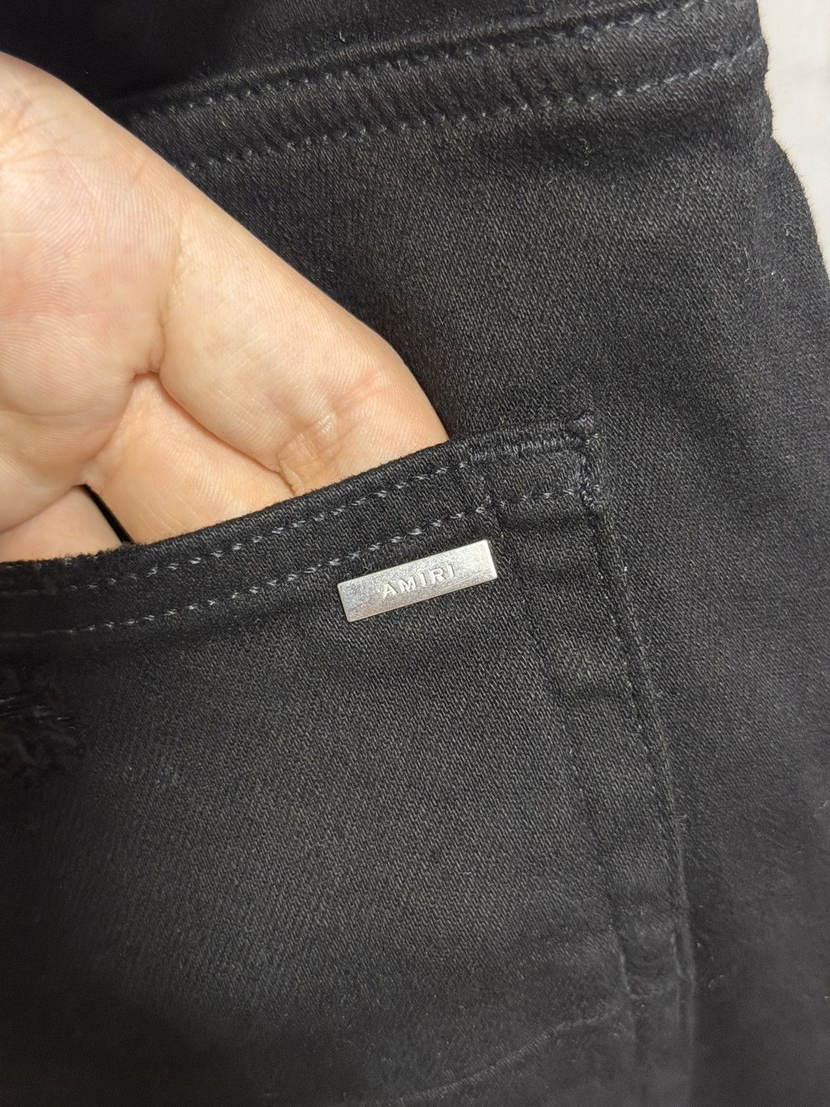 Amiri AMIRI THRASHER PLUS BLACK DISTRESSED SLIM FIT JEANS Size US 32 / EU 48 - 11 Thumbnail