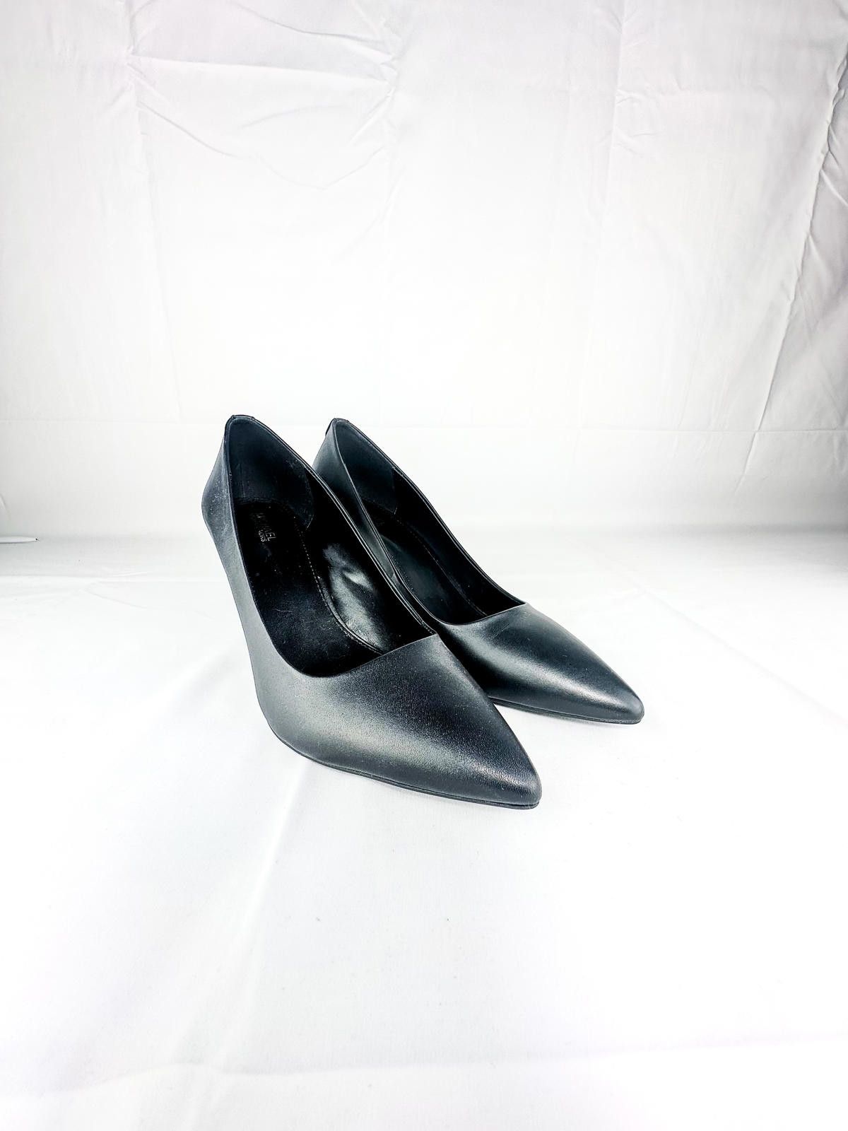 Michael Kors Michael Kors Dorothy Flex Leather Pumps – Black Size US 9.5 / IT 39.5 - 2 Thumbnail
