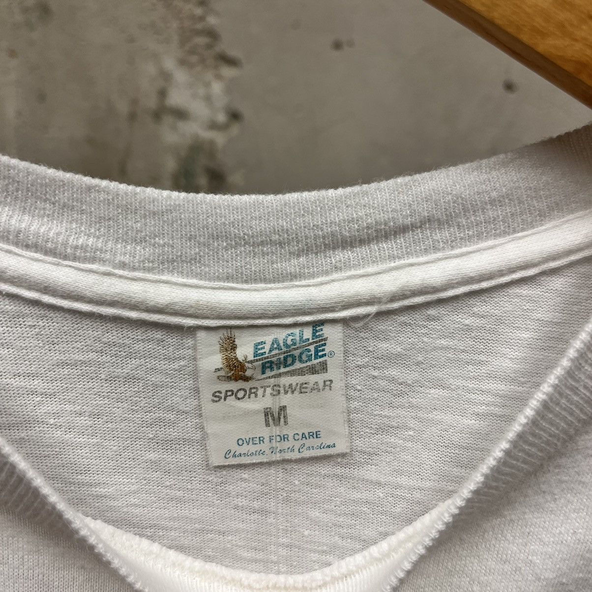 Vintage Cale Yarborough Vintage 90s White Single Stitch Racing Tee Size US M / EU 48-50 / 2 - 5 Thumbnail