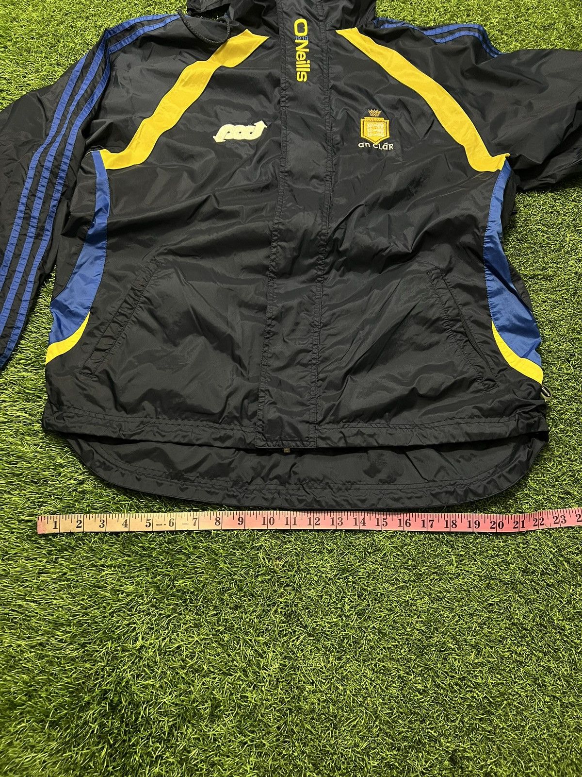 Vintage RARE AN CLAR ONEILLS FOOTBALL WINDBREAKER Size US M / EU 48-50 / 2 - 10 Thumbnail