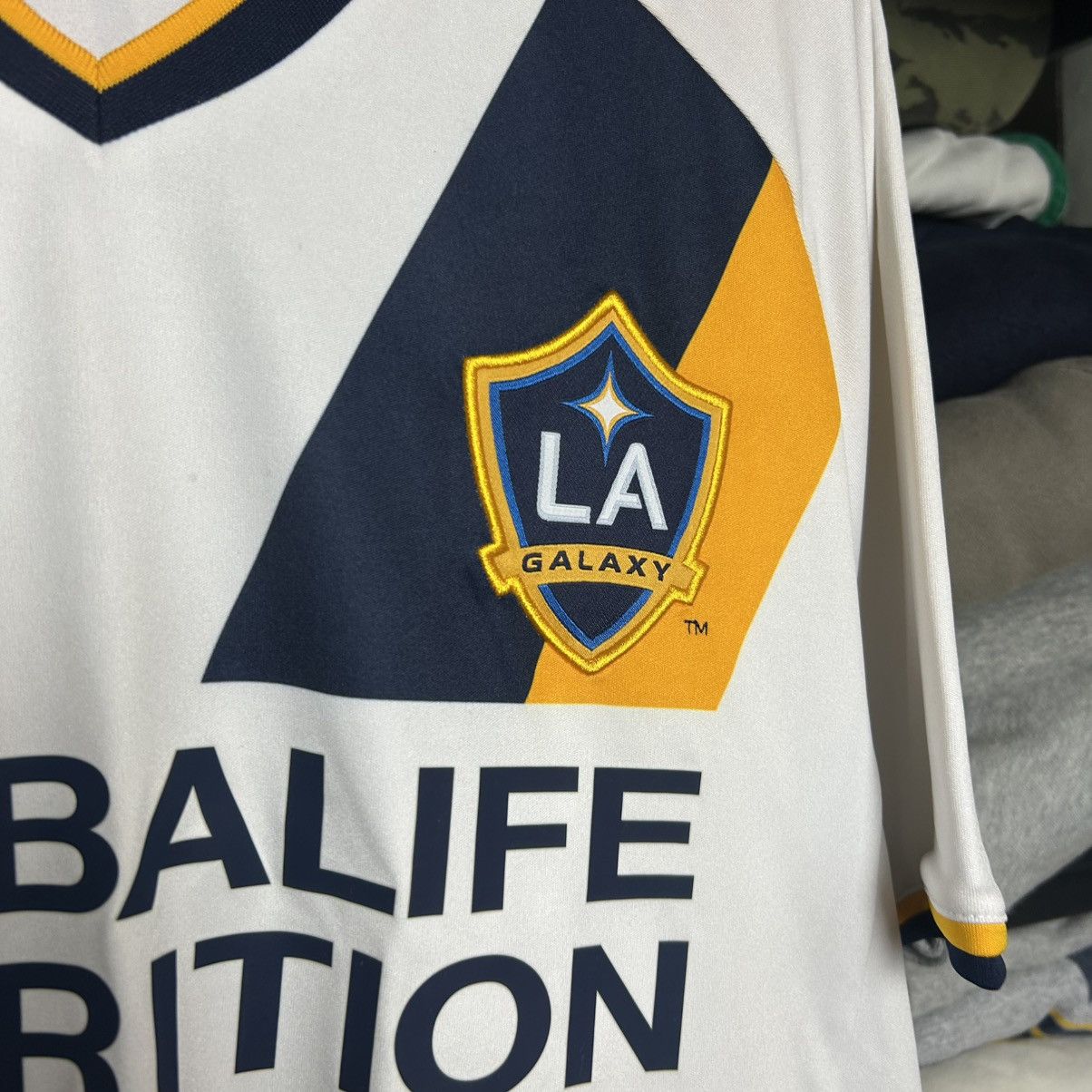Adidas Mens Adidas La Galaxy 2015 Home Don Ditar soccer jersey Size US M / EU 48-50 / 2 - 5 Thumbnail