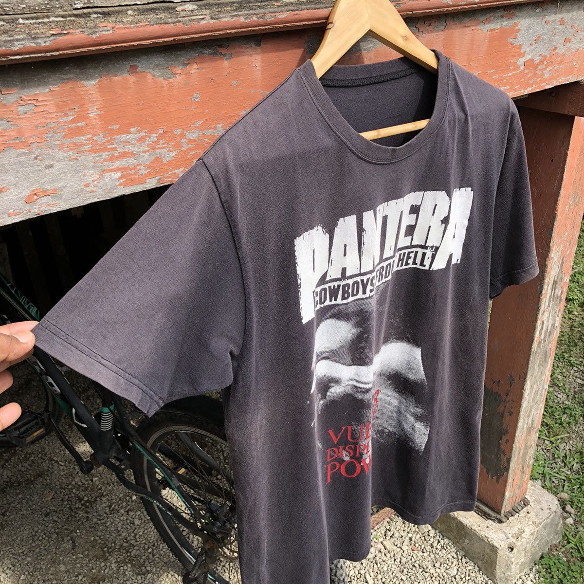 Band Tees Vintage y2k Pantera Cowboys From Hell Faded Tshirt Size US L / EU 52-54 / 3 - 5 Thumbnail