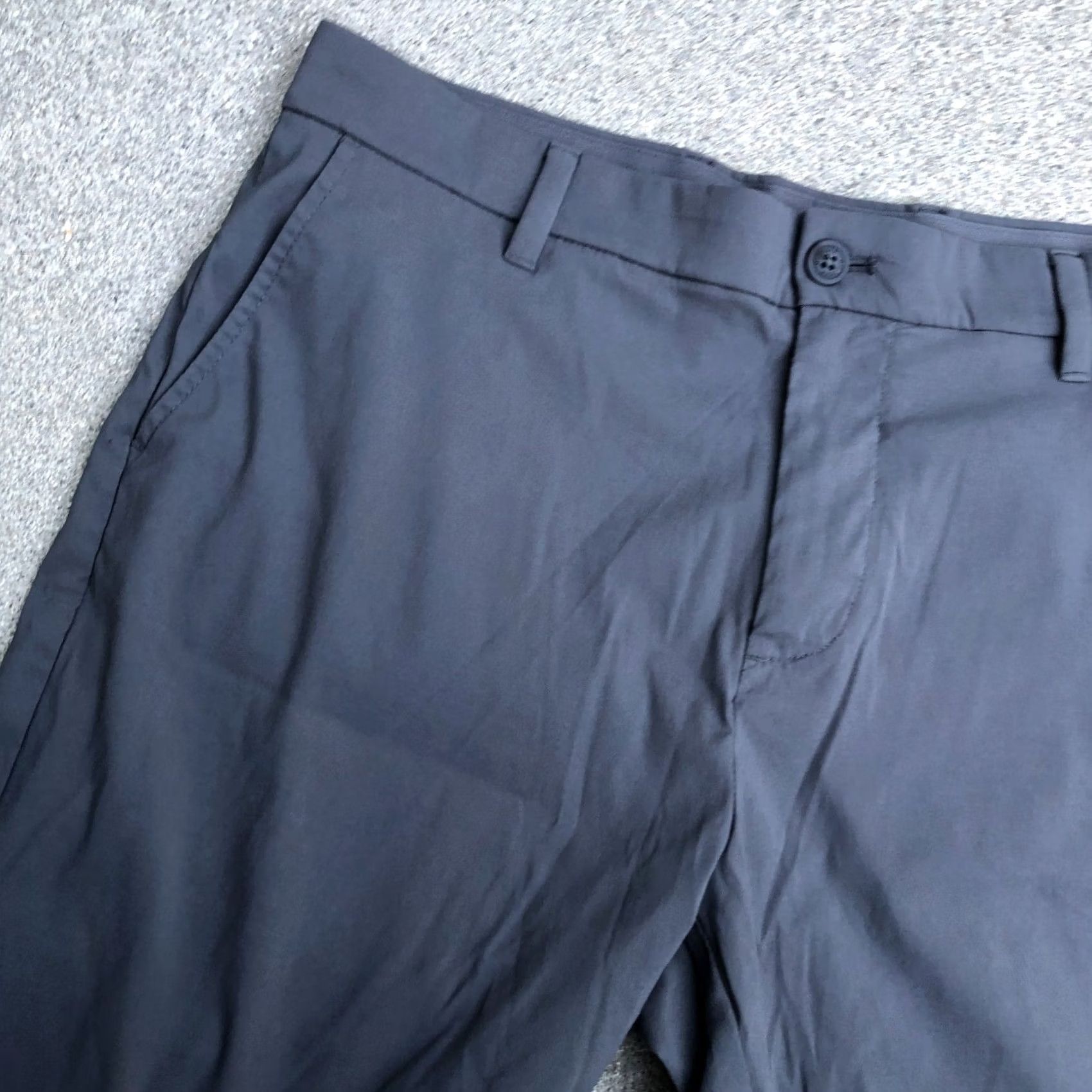 Tommy Hilfiger TOMMY HILFIGER Nylon Chino Shorts 34 Men's Grey Bottoms Size US 34 / EU 50 - 3 Thumbnail