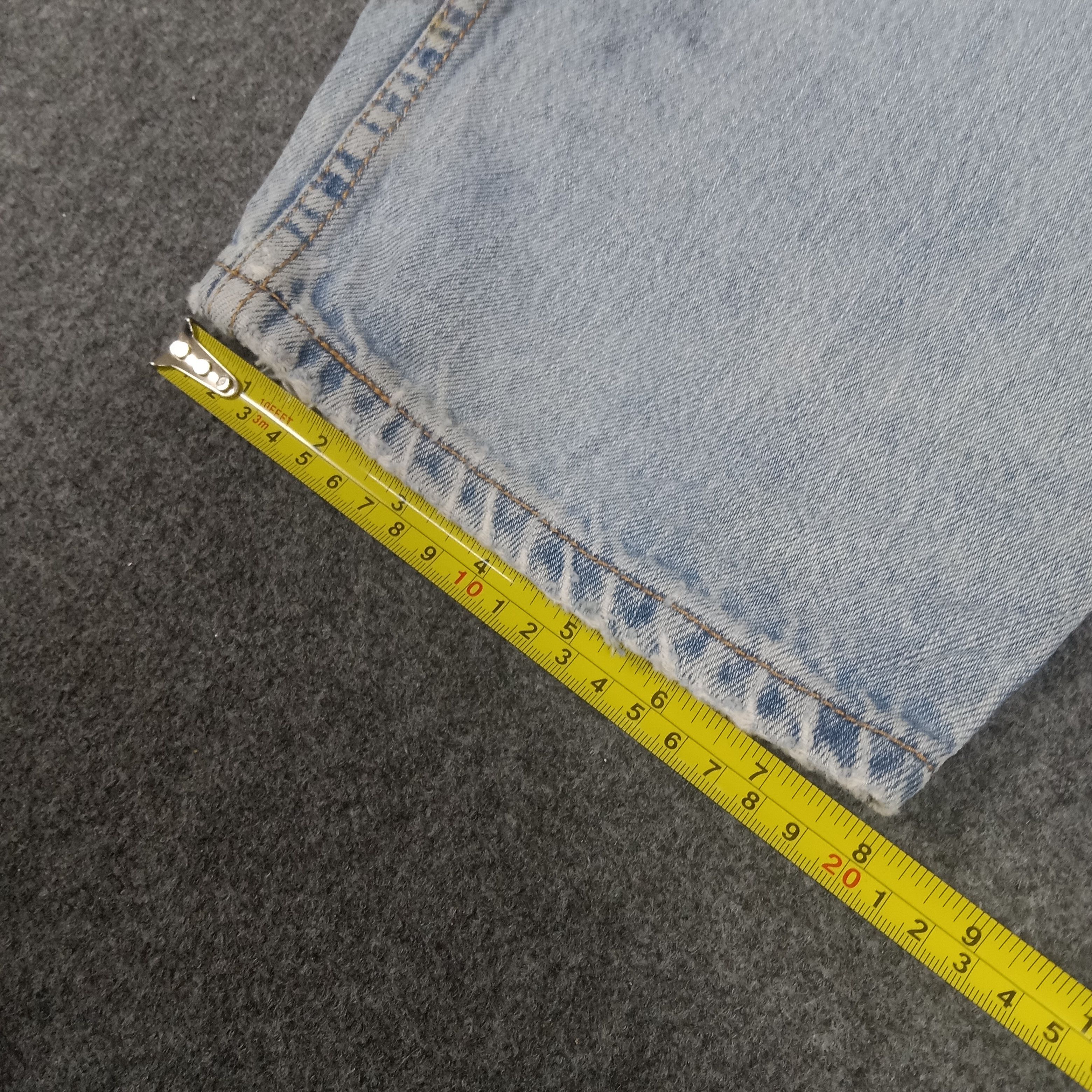 Levi's Levi's 560 Grunge Style Distressed Denim Jeans Size US 35 - 11 Thumbnail