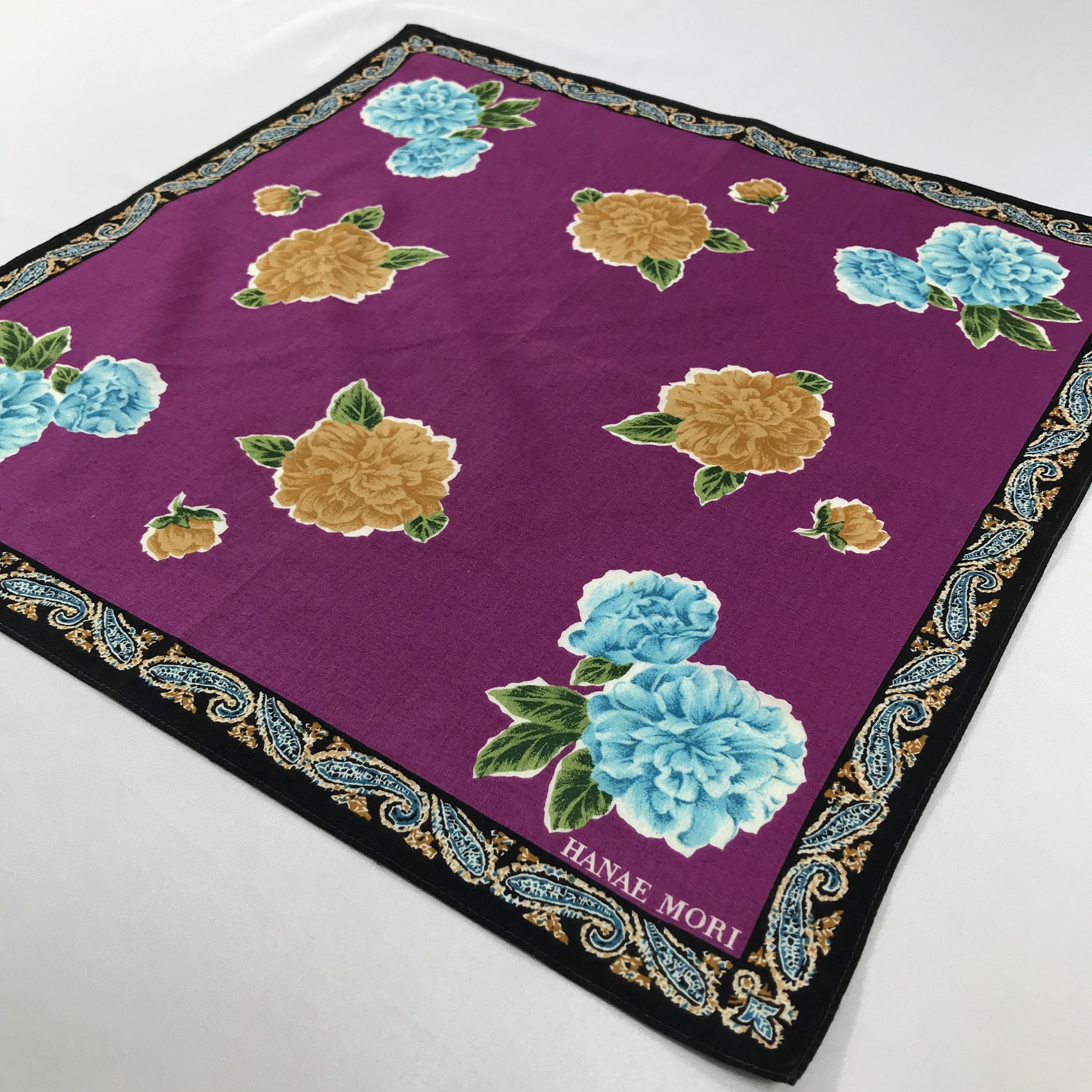 Hanae Mori × Vintage Hanae Mori Bandana / Handkerchief / Neckerchief - S2483 Size ONE SIZE - 2 Thumbnail