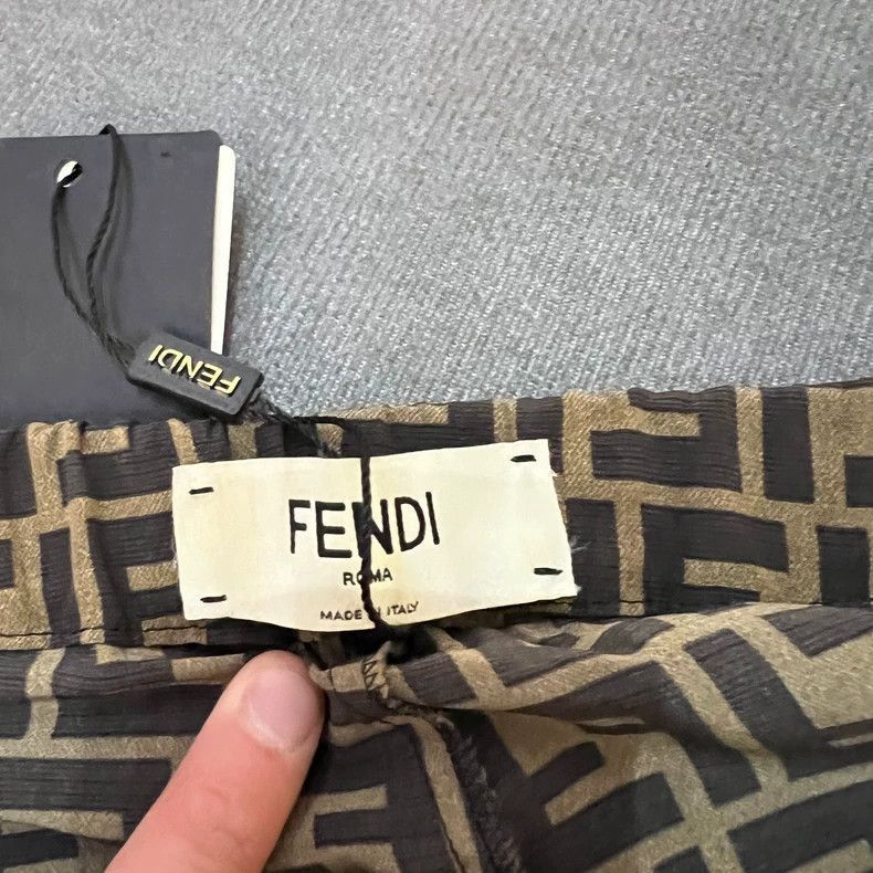 Fendi Fendi Logo Print Casual Pants for Men Size US 38 / EU 54 - 4 Thumbnail