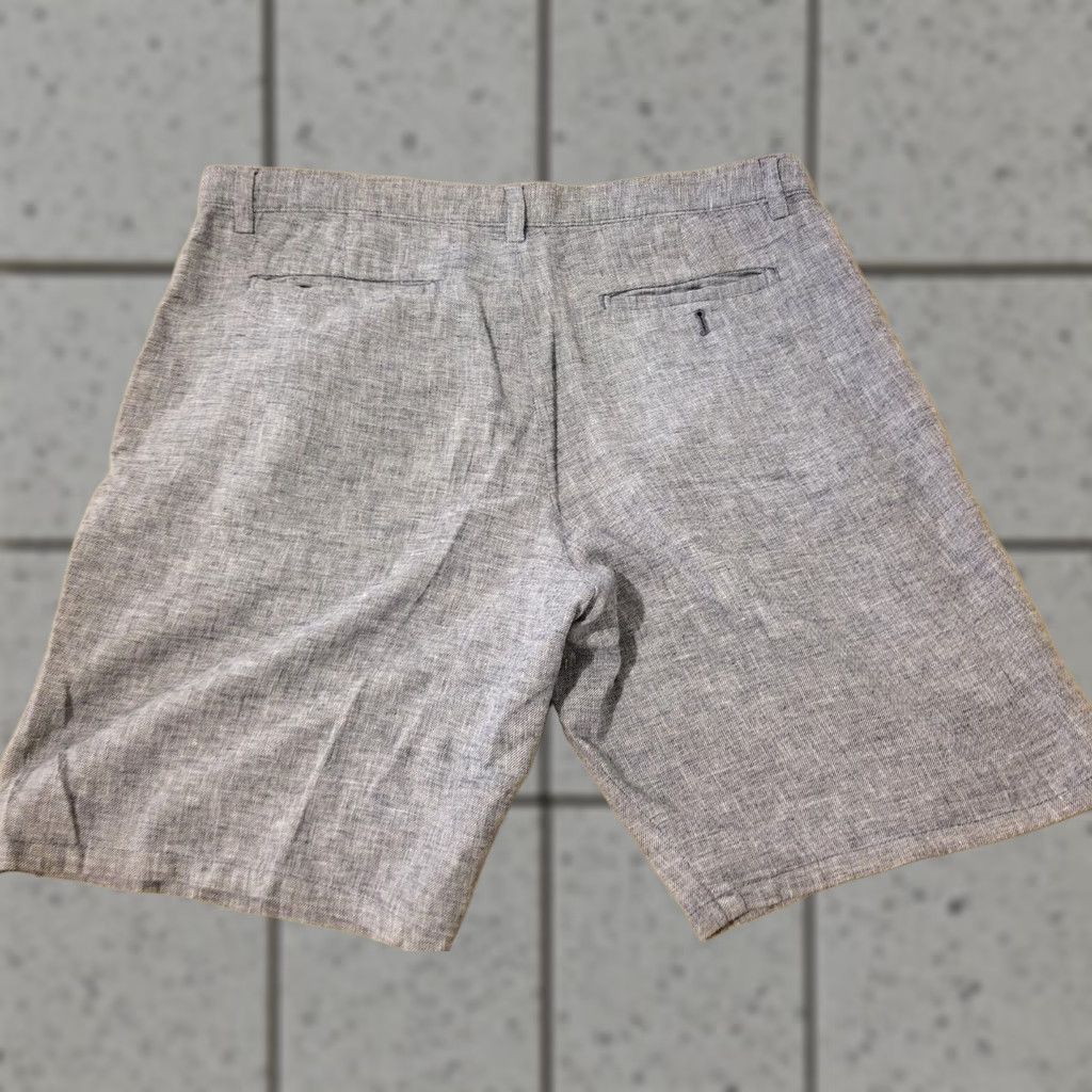 Banana Republic VINTAGE Banana Republic Shorts? Size US 36 / EU 52 - 1 Thumbnail