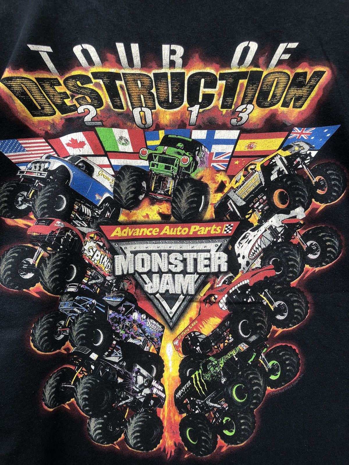 NASCAR × Vintage Vintage Y2K Tour Of Distruction Monster Jam Tshirt Size US M / EU 48-50 / 2 - 2 Thumbnail