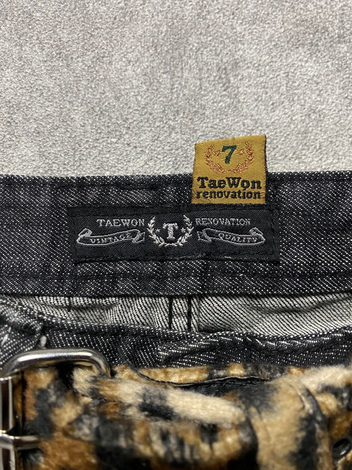 If Six Was Nine × Japanese Brand × Tornado Mart 2000s Taewon Dark Style Flare Jean Size US 30 / EU 46 - 5 Thumbnail