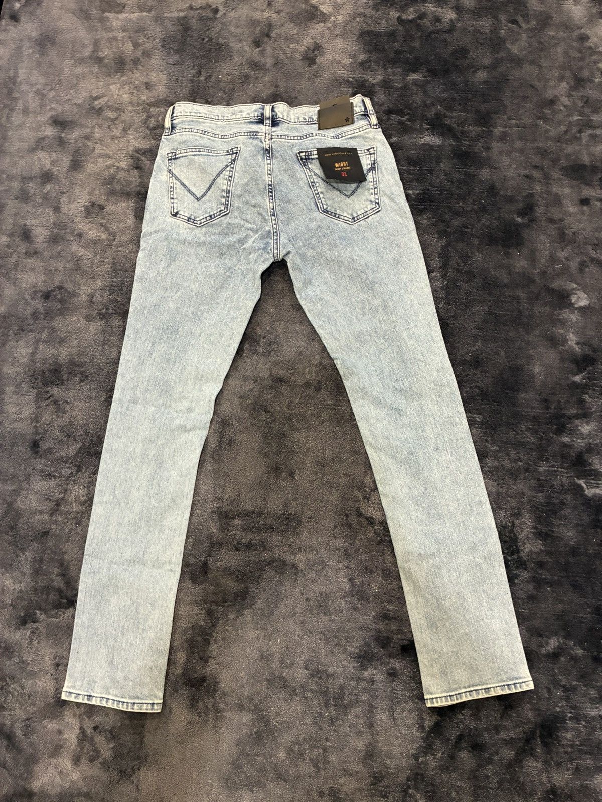 John Varvatos Wight Cloud Wash Slim Fit Jean 31 Size US 31 - 11 Thumbnail