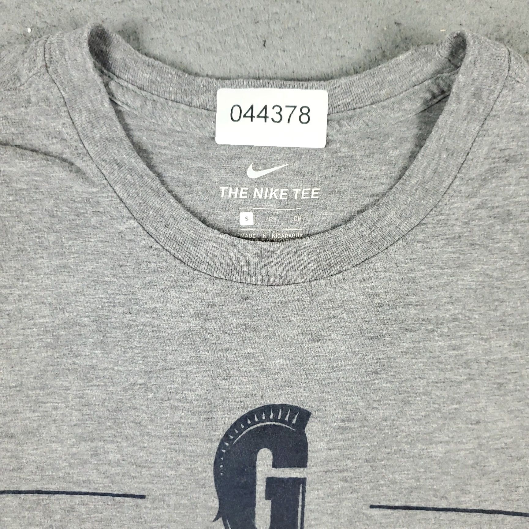 Nike Nike T Shirt Mens Small Gray Nike Dri-Fit Short Sleeve Activewear Casual Sports Shirt Mens Gr ay? Size US S / EU 44-46 / 1 - 3 Thumbnail