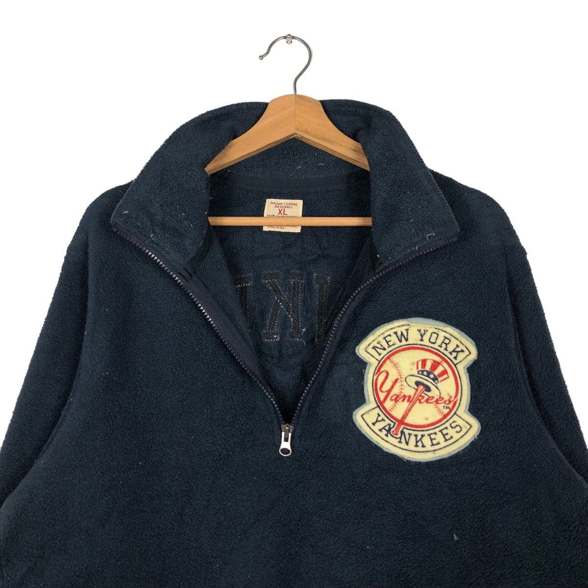 Japanese Brand 🔥Vintage Fleece Jacket New York Yankees Big Logo Size US XL / EU 56 / 4 - 12 Thumbnail