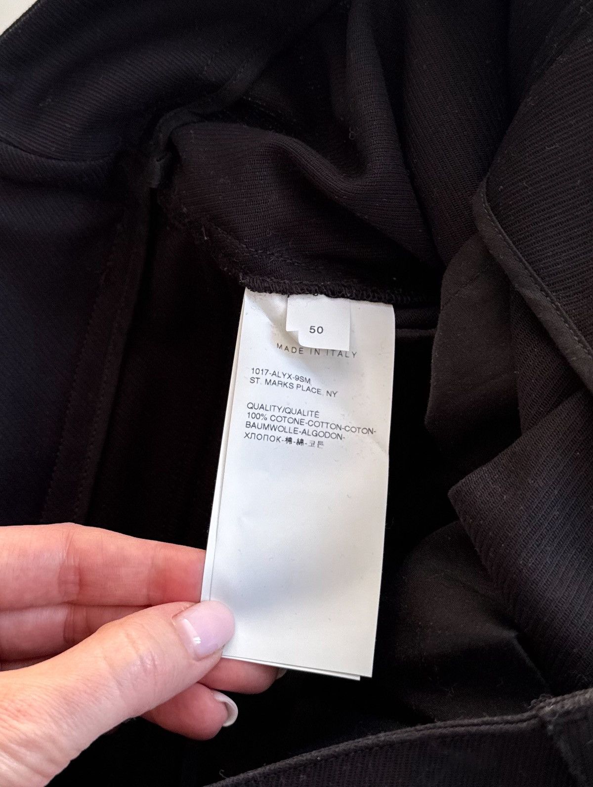 1017 ALYX 9SM 1017 ALYX 9SM Crescent Zip Pants Black cotton made in Italy Size US 36 / EU 52 - 11 Thumbnail