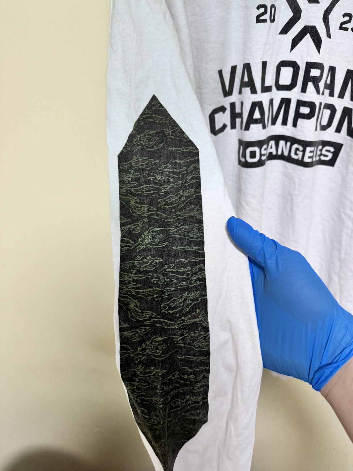 Other × Undefeated Undefeated x Valorant Championships Long Sleeve Tee Size US XXL / EU 58 / 5 - 3 Thumbnail