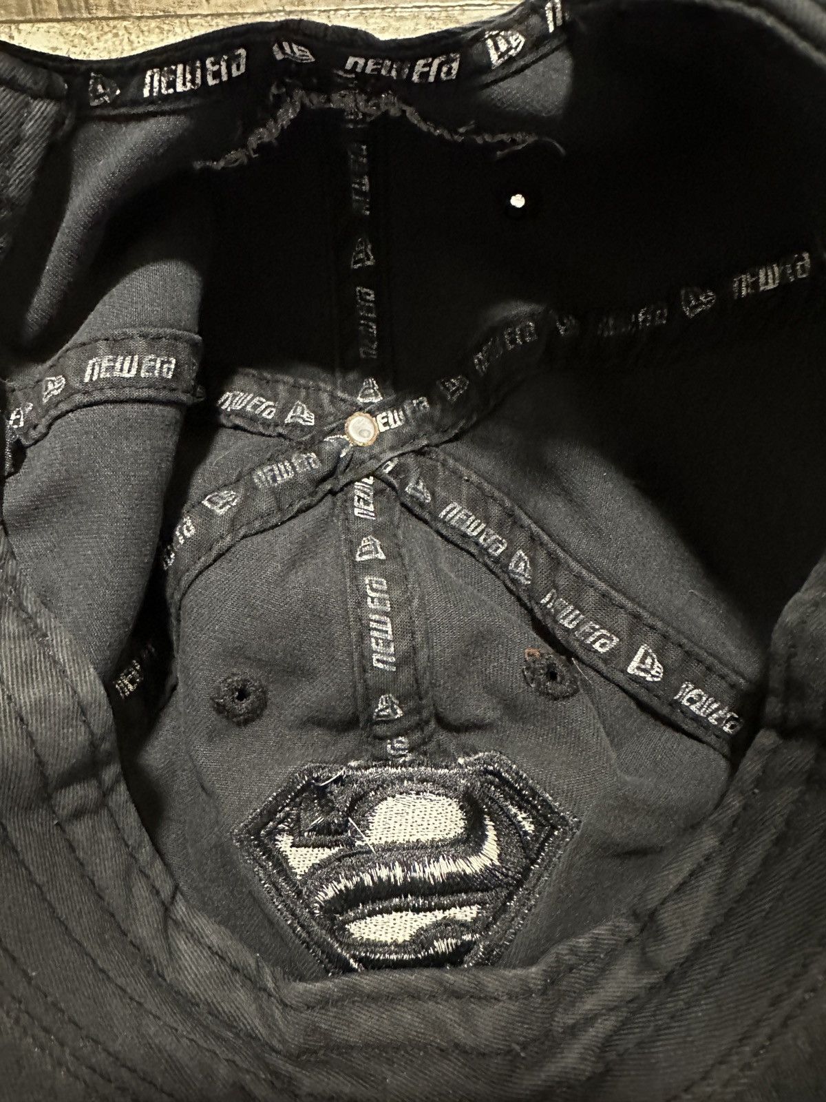 DC Comics RARE DC Universe Online x New Era Distressed Superman Hat Size ONE SIZE - 6 Thumbnail