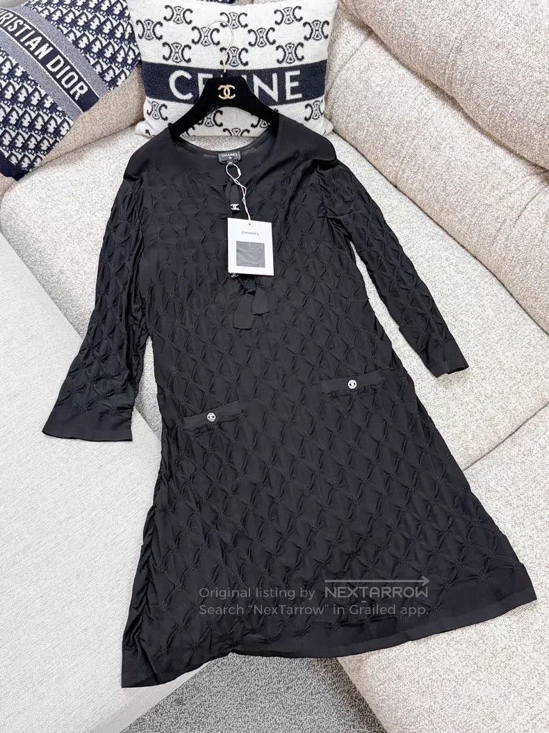 Chanel Chanel Long-sleeved dress with diamond checkered lace-up b Size XS / US 0-2 / IT 36-38 - 2 Thumbnail