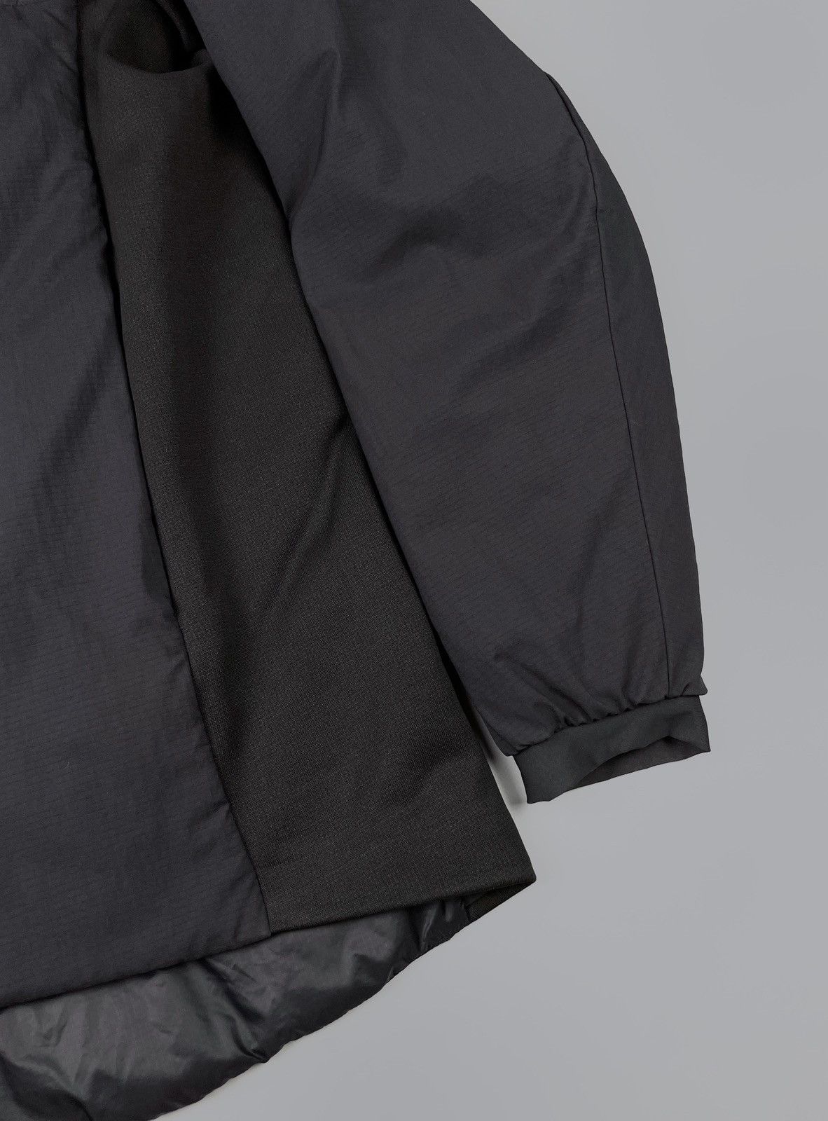 Arc'teryx Vintage Arc’teryx Atom AR Black Insulated Jacket Size XL Size US XL / EU 56 / 4 - 8 Thumbnail