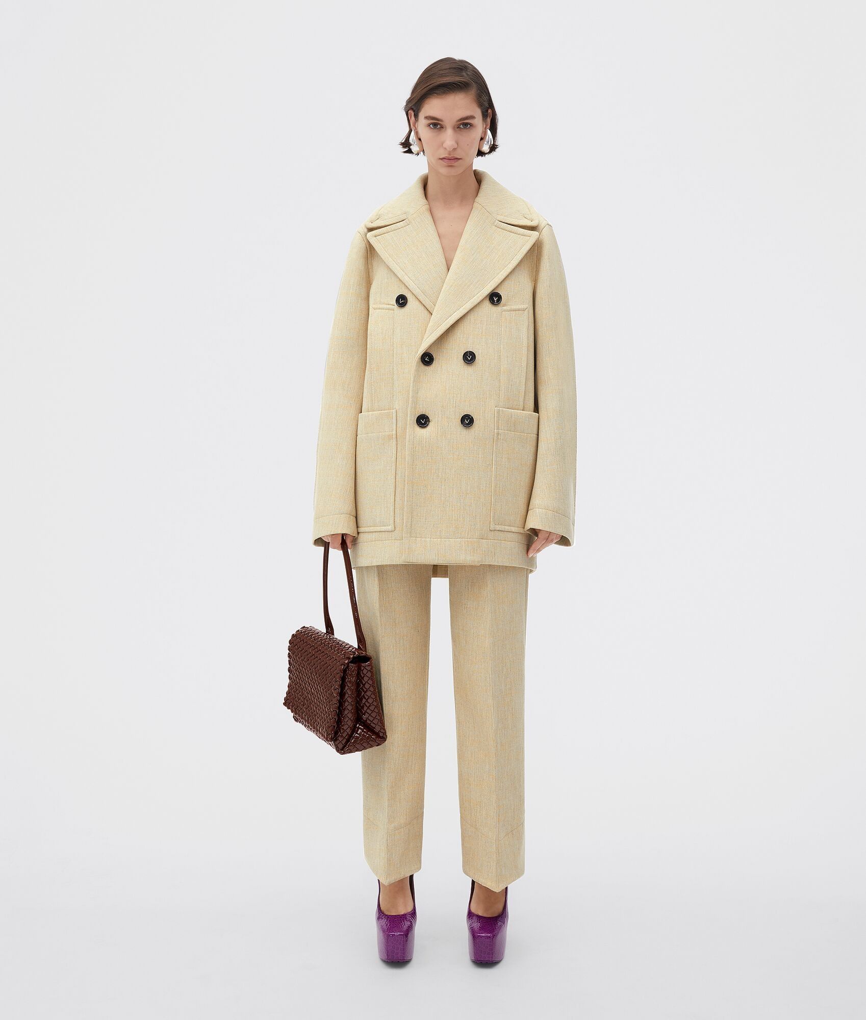 Bottega Veneta o1bcso1str0225 Curved Shape Double Wool Coat in Beige Size M / US 6-8 / IT 42-44 - 4 Thumbnail