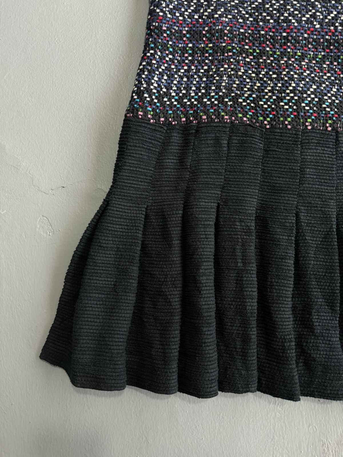 Chanel Chanel - 2017 Pleated Multicolor Tweed Dress Size M / US 6-8 / IT 42-44 - 5 Thumbnail