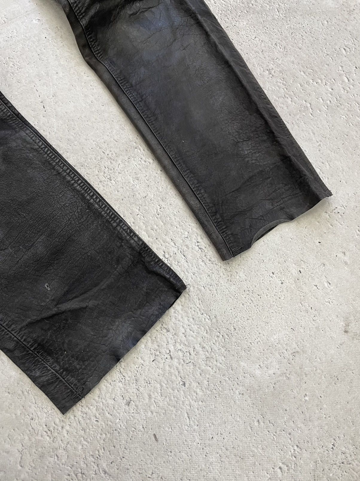 Harley Davidson Marlboro style Black Leather Pants Straight Fit Y2K Moto Size US 32 / EU 48 - 4 Thumbnail