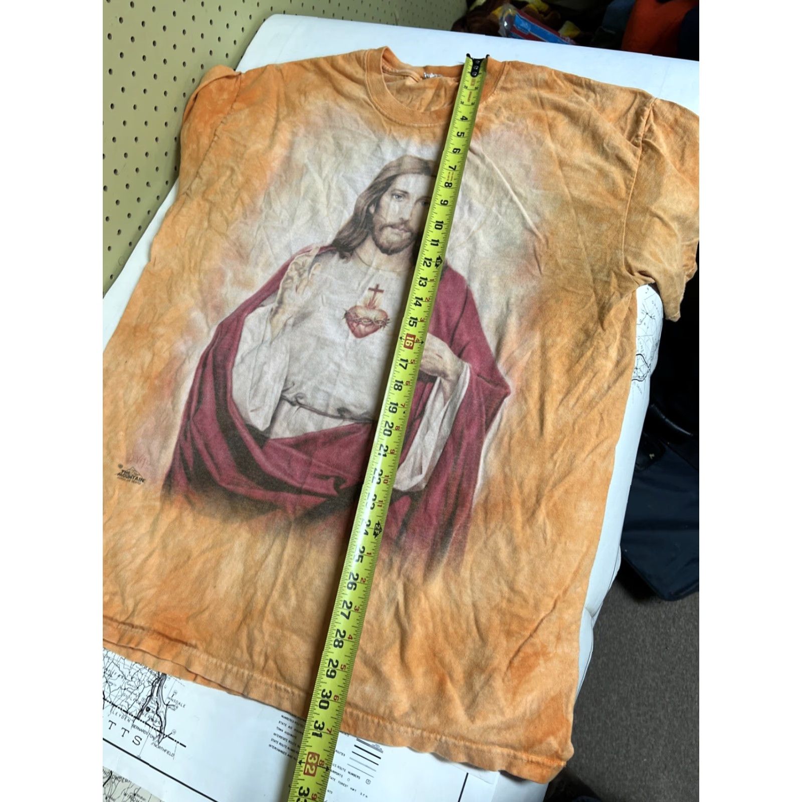 Delta VINTAGE Delta T-Shirt WOW - The Mountain - Joe Devito - Jesus - Sacred Heart - Tie Dye Shirt - XL Orange Unisex Adults Mens Womens? Size US XL / EU 56 / 4 - 3 Thumbnail