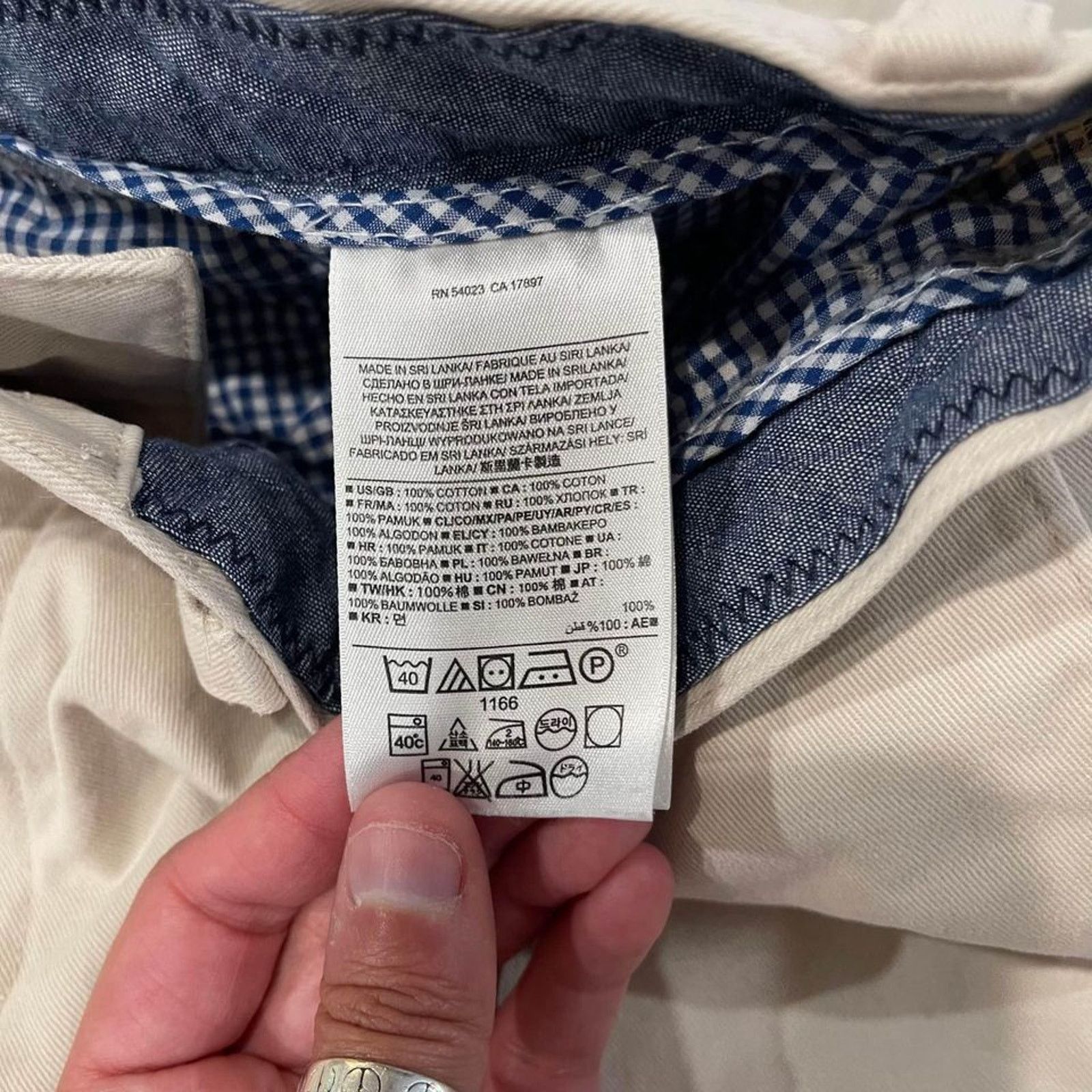 Banana Republic Banana Republic Aiden Short Ivory Shorts Men Size 31 Causal Size US 31 - 4 Thumbnail