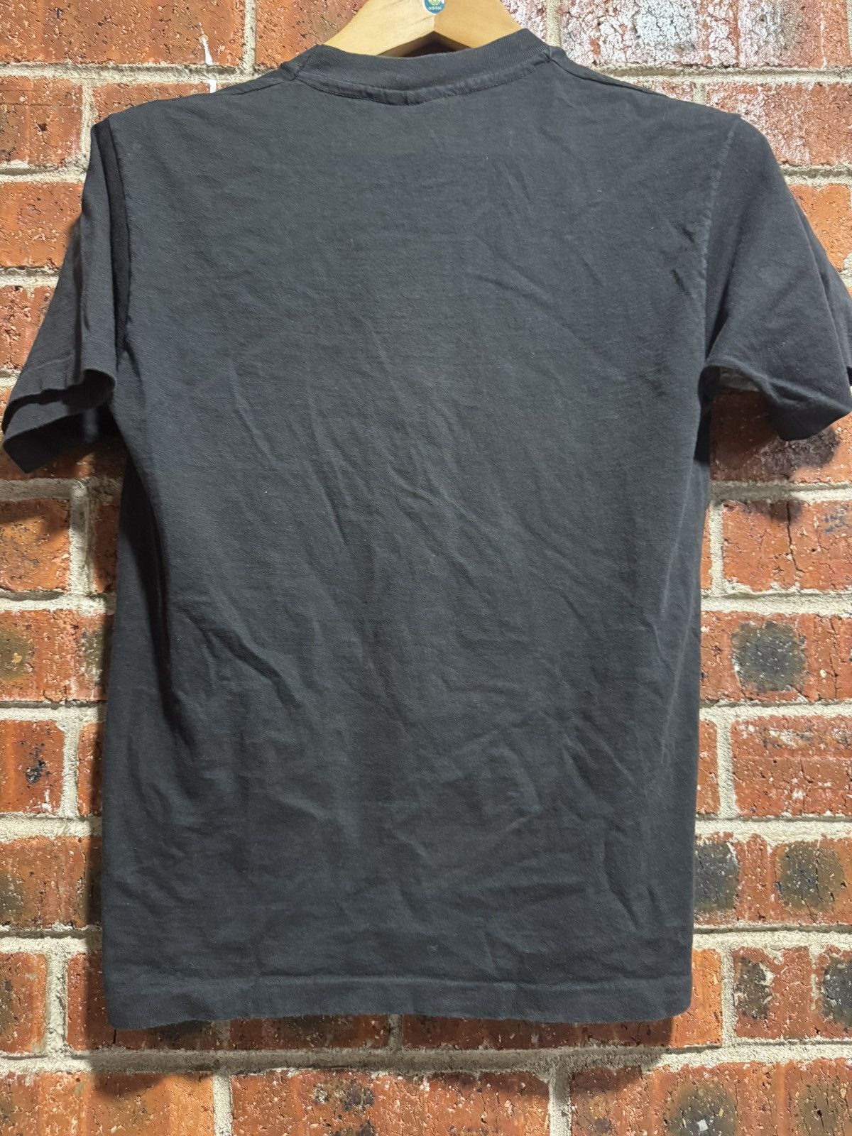 Vintage × Warner Bros VINTAGE MOVIE 1993 warnes bros lonney tune x jurassic park Size US M / EU 48-50 / 2 - 6 Thumbnail