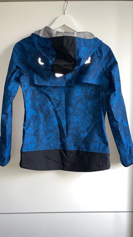Gyakusou × Nike × Undercover Nikelab x Undercover Gyakusou Running Jacket Camo Leaf Blue Size XS / US 0-2 / IT 36-38 - 6 Thumbnail