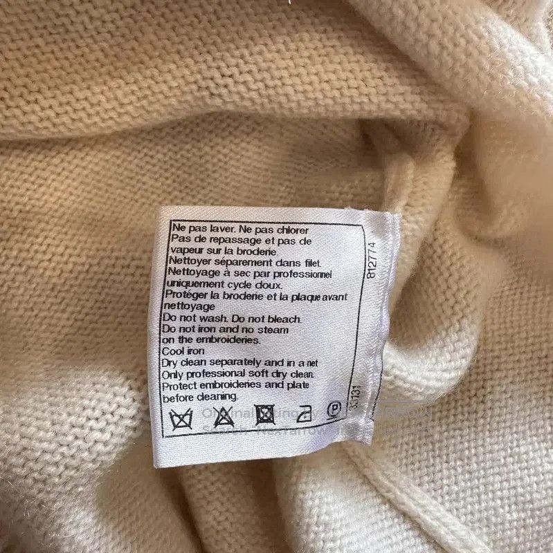 Chanel Chanel Beige Cashmere Long Sleeve Sweater . Size S / US 4 / IT 40 - 7 Thumbnail