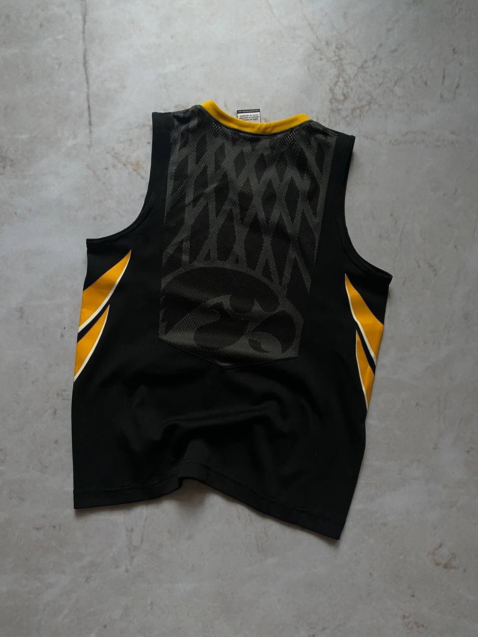 Nike × Vintage Vintage Nike Y2K Tank Top Size US S / EU 44-46 / 1 - 1 Thumbnail