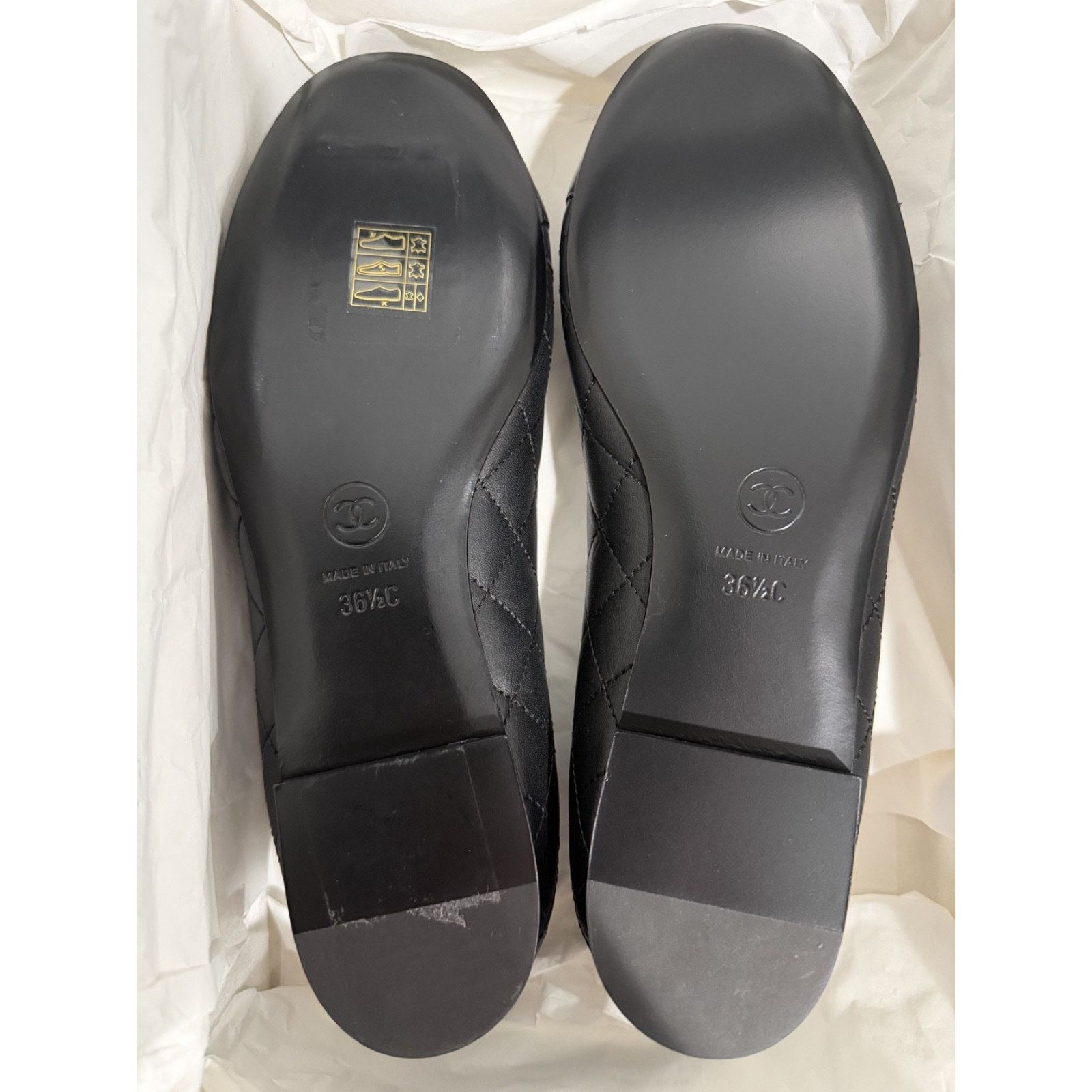 Chanel Chanel Black Leather Turnlock CC Quilted Ballet Flat 36.5c Size US 6.5 / IT 36.5 - 18 Thumbnail