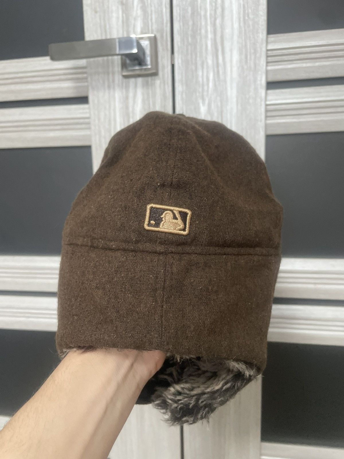 MLB × New Era New Era MLB Cleveland Indians Wool Trapper Hat Brown Fitted Size ONE SIZE - 6 Thumbnail