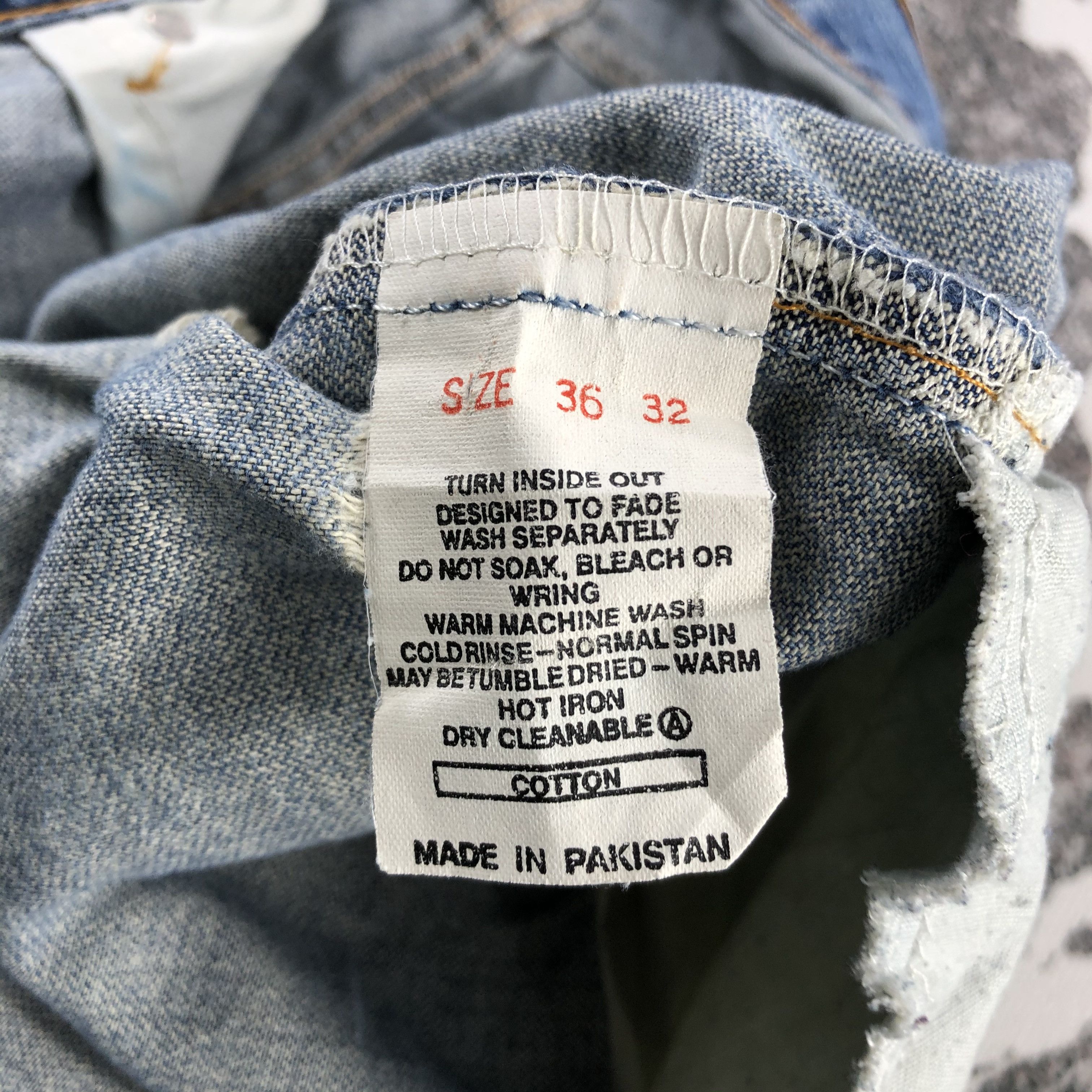 Levi's Vintage Levis 502 Jeans Flare Denim KJ1033 Size US 36 / EU 52 - 14 Thumbnail