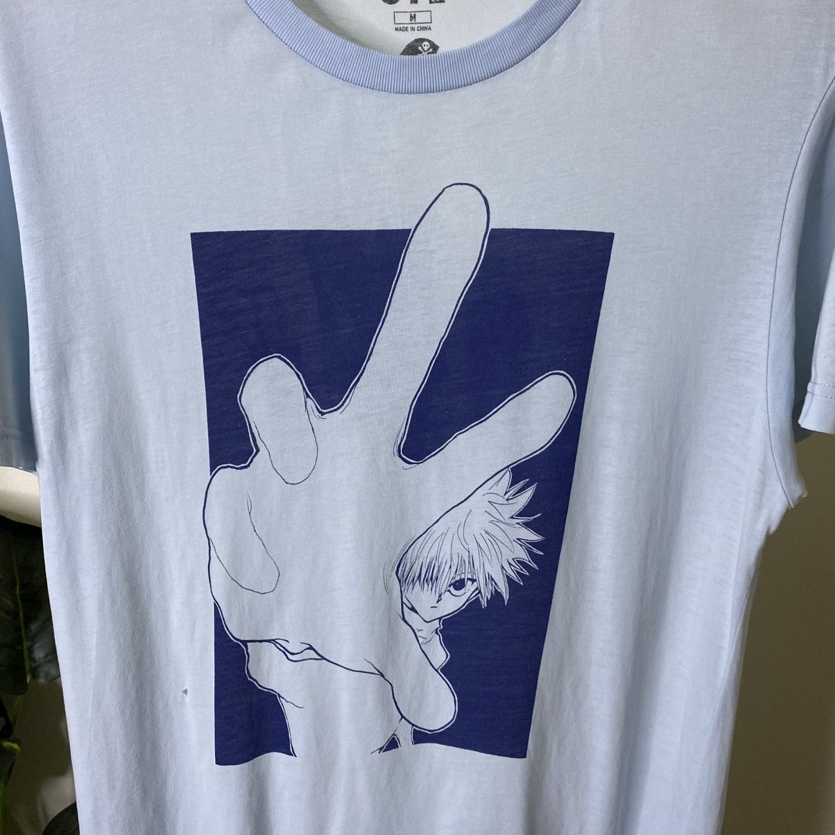 Uniqlo Uniqlo UT Hunter x Hunter Killua Zoldyck Manga Series TShirt Size US M / EU 48-50 / 2 - 2 Thumbnail
