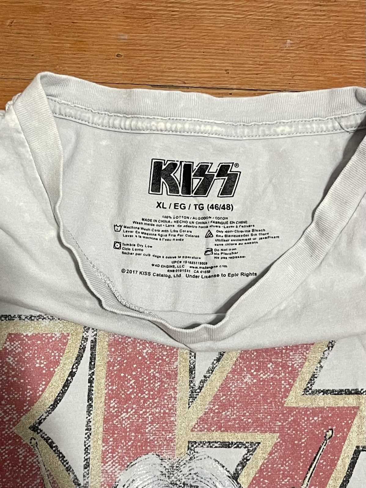 KISS White Kiss band t-shirt Size US XL / EU 56 / 4 - 3 Thumbnail