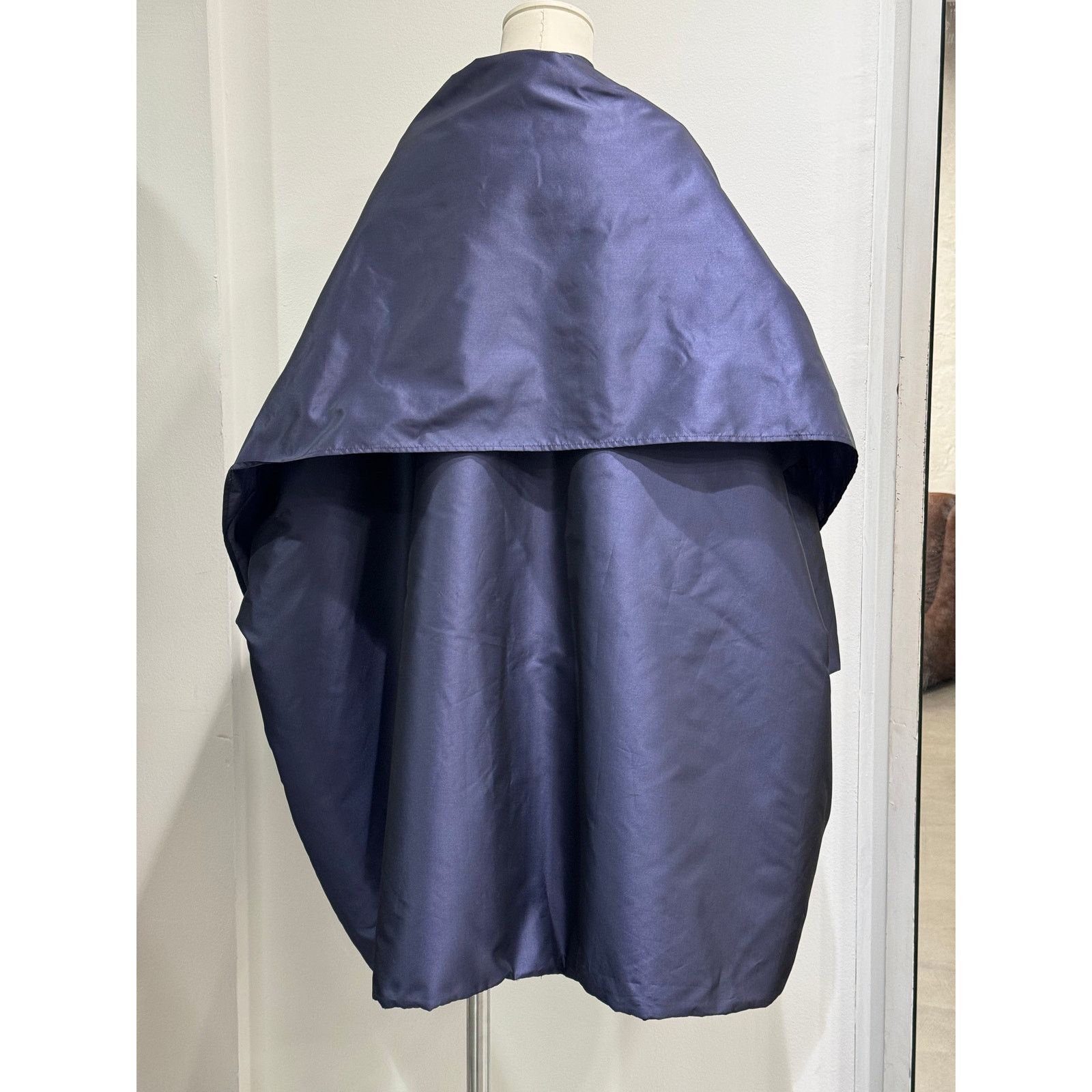 Dolce & Gabbana A/W 1991 Dolce & Gabbana iridescent oversized coat Size ONE SIZE - 8 Thumbnail