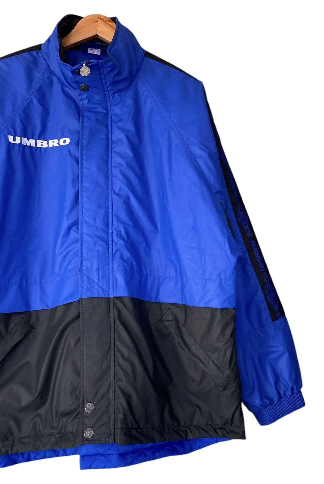 Umbro Vtg 90s UMBRO Nylon Jacket Zipper Size US L / EU 52-54 / 3 - 2 Thumbnail