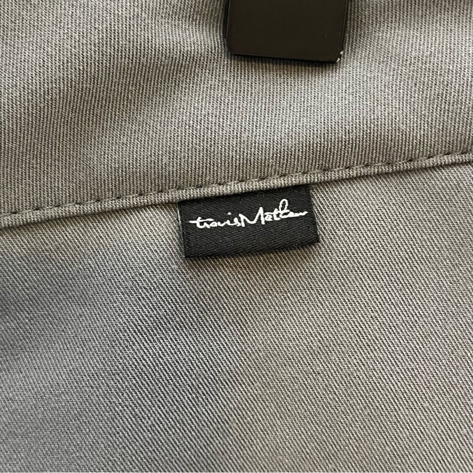 TravisMathew TRAVIS MATHEW gray flat front shorts Size US 32 / EU 48 - 3 Thumbnail