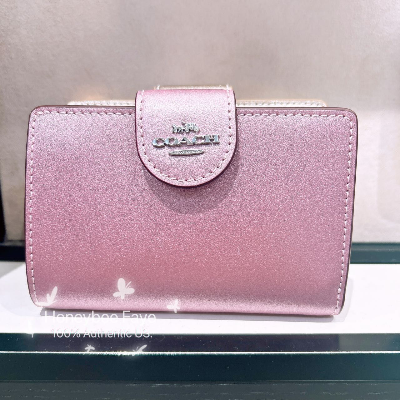 Medium Corner Zip Wallet CW528