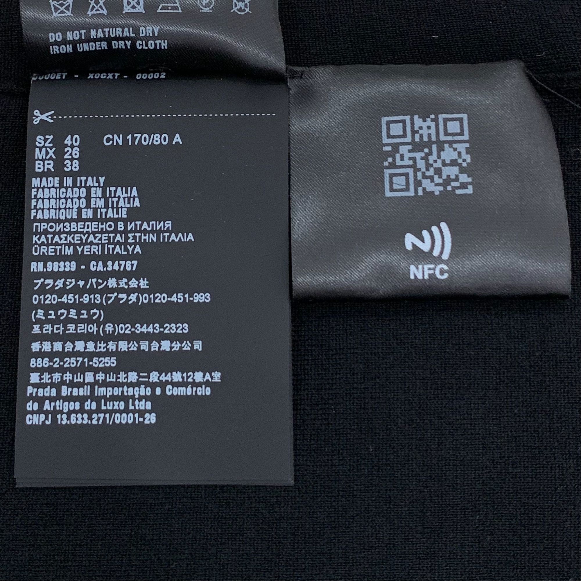 Prada X9309 Prada black logo triangle logo wool knit short sleeves Size US M / EU 48-50 / 2 - 7 Thumbnail