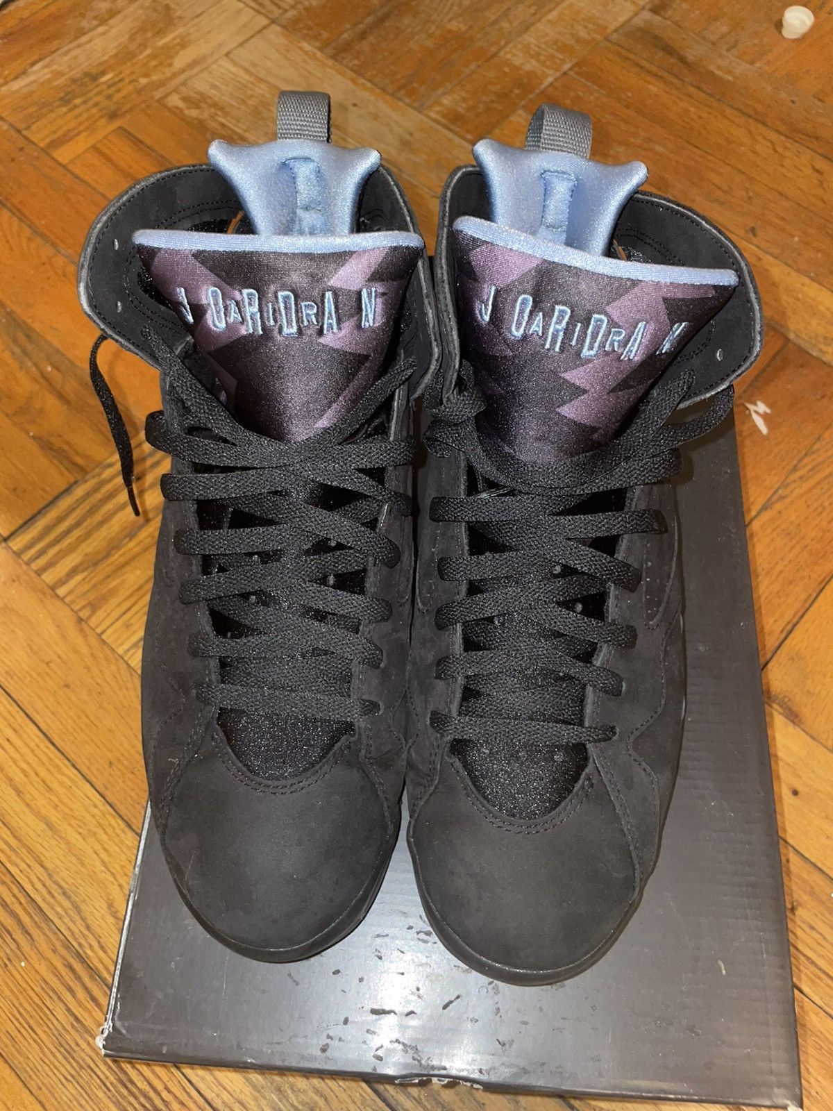image of Jordan Brand 7 Chambray Shoes in Black, Men's (Size 10)