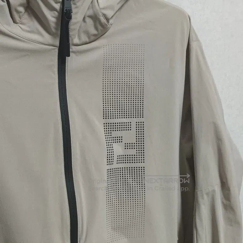 Fendi Fendi 24' Logo printed zip-up jacket Size US S / EU 44-46 / 1 - 3 Thumbnail