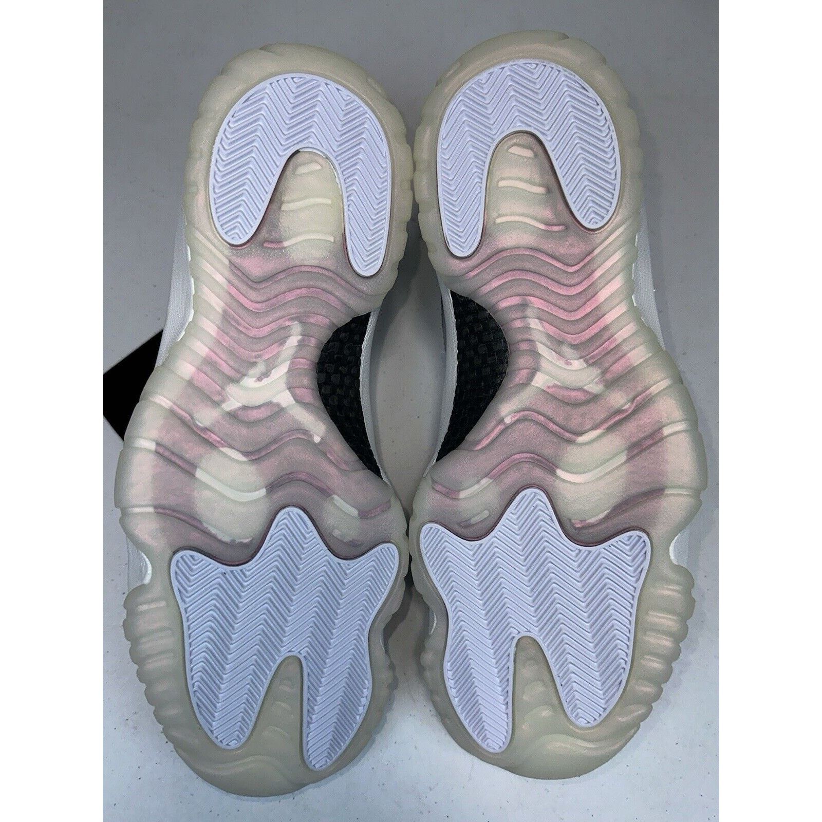 Nike Air Jordan 11 'CNY Year of Snake' Size 12 HQ7000-001 Size US 12 / EU 45 - 5 Thumbnail