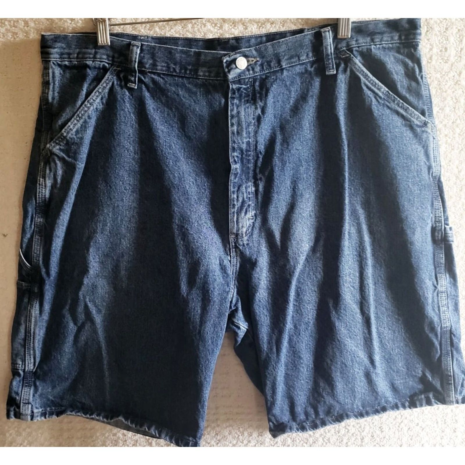 Wrangler Wrangler Men's Denim Carpenter Shorts Hammer Loop Pockets Blue 40W 10L Regular Inseam 10 High Rise Workwear Casual Outdoor 40W Mens Size US 40 / EU 56 - 2 Thumbnail