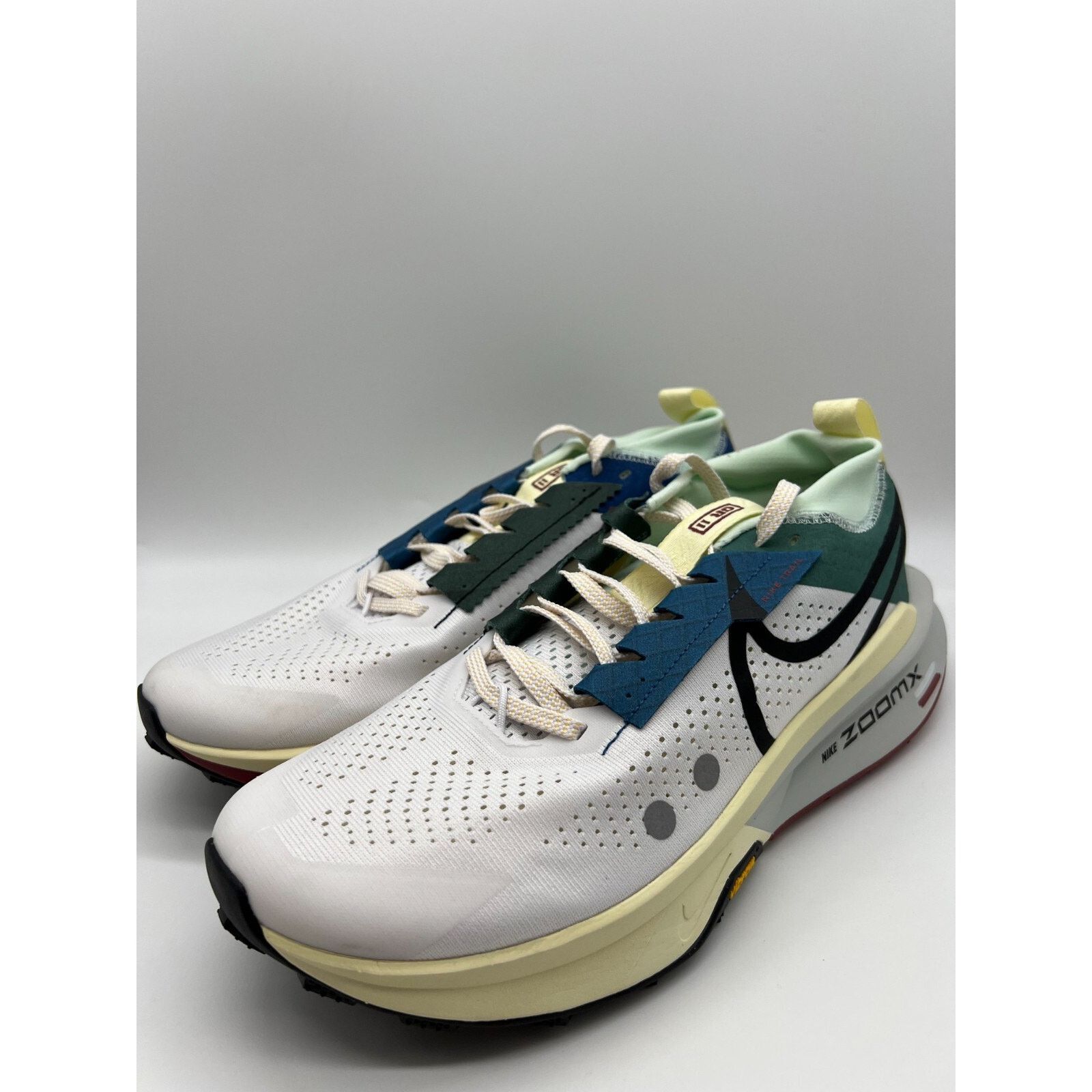 Nike Nike ZoomX Zegama 2 White Bicoastal FD5190-101 Men's Size 11 Size US 11 / EU 44 - 10 Thumbnail