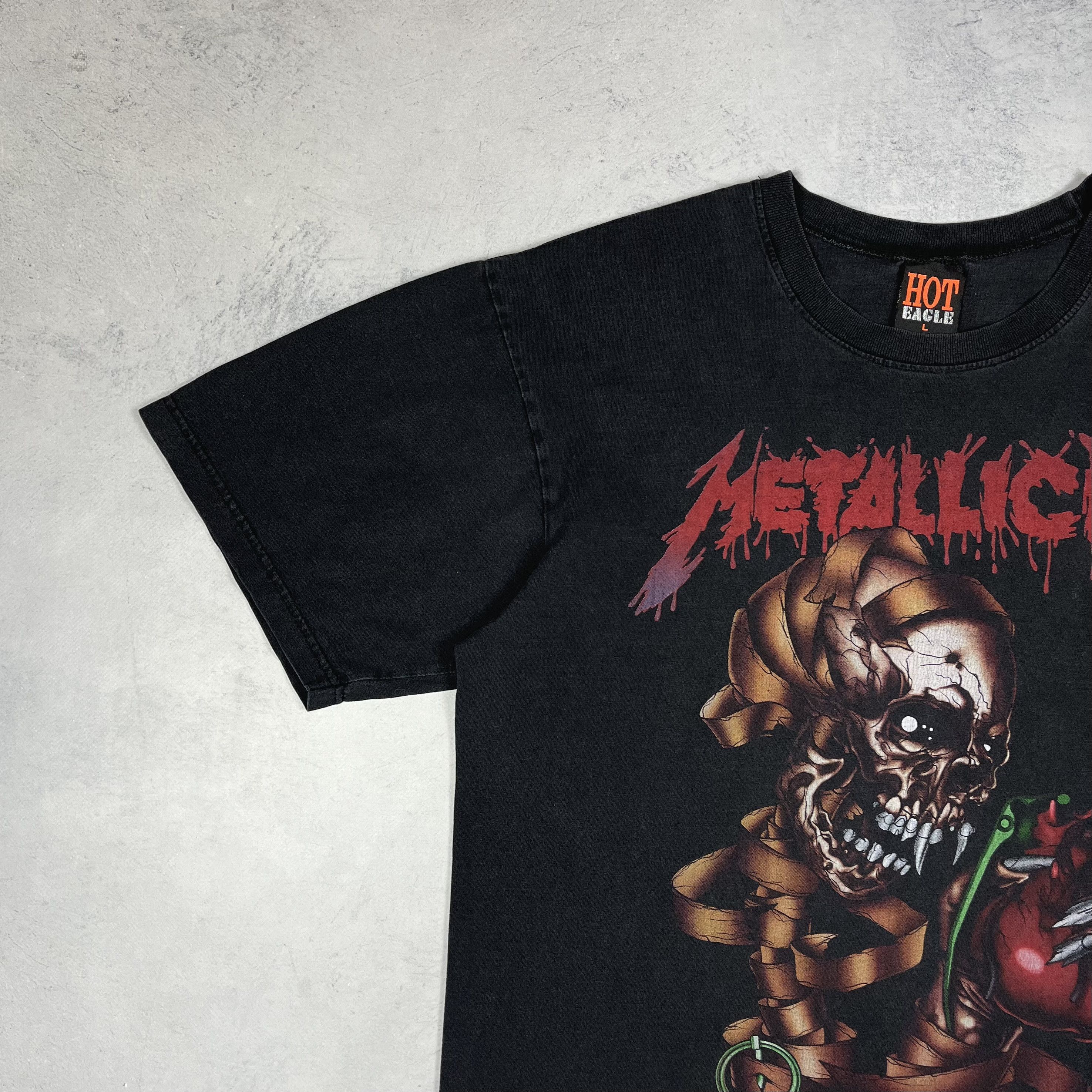 Band Tees Vintage Metallica Heart Explosive Rock Band T Shirt 90’s Size US L / EU 52-54 / 3 - 5 Thumbnail