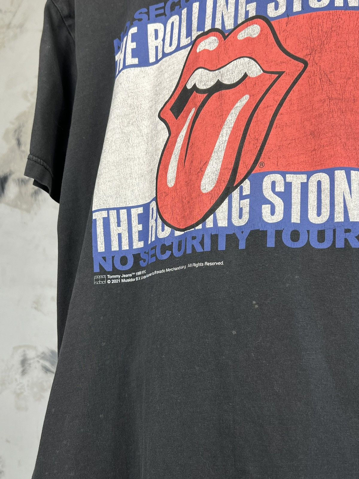 Tommy Hilfiger The Rolling Stones Tommy Hilfiger No Security Tour Shirt M-L Size US L / EU 52-54 / 3 - 3 Thumbnail